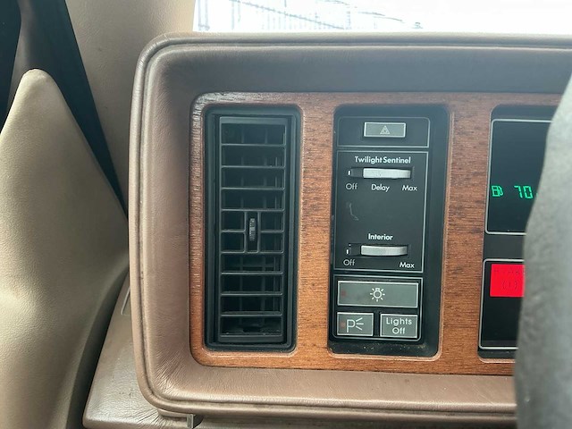 1978 - cadillac - seville - 5.7 - personenauto - afbeelding 12 van  12