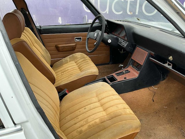1978 - opel - commodore - 2500 s sedan - oldtimer - afbeelding 6 van  10
