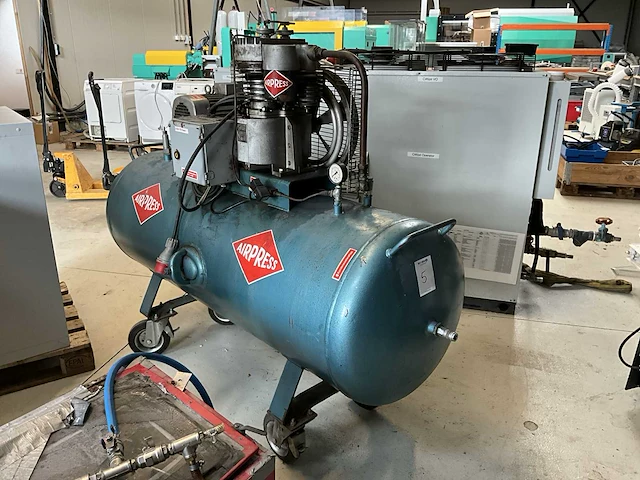 1978 airpress k500-700 zuigercompressor - afbeelding 2 van  7