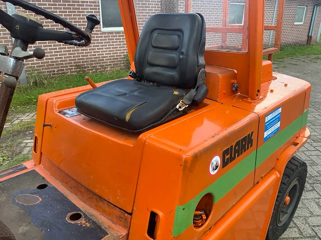 1978 clark c500y80pd vorkheftruck - afbeelding 8 van  20