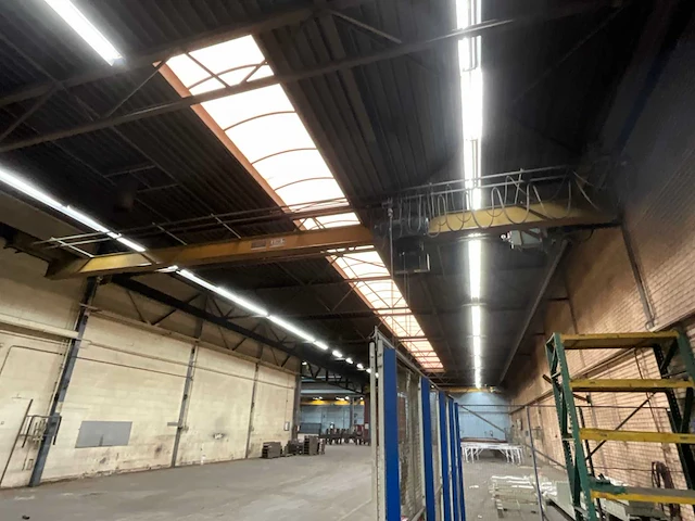 1978 demag enkelligger onderhang halkraan 3,2t - afbeelding 13 van  19