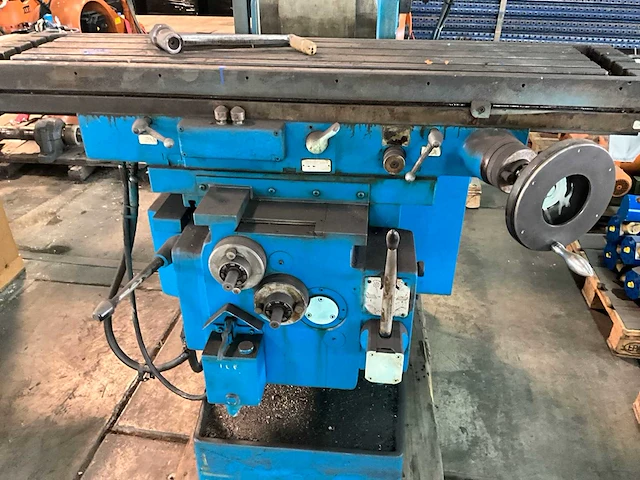1978 dormac fu-120 universele freesmachine - afbeelding 16 van  17