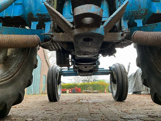 1978 ford 4000 tweewielaangedreven landbouwtractor - afbeelding 24 van  38