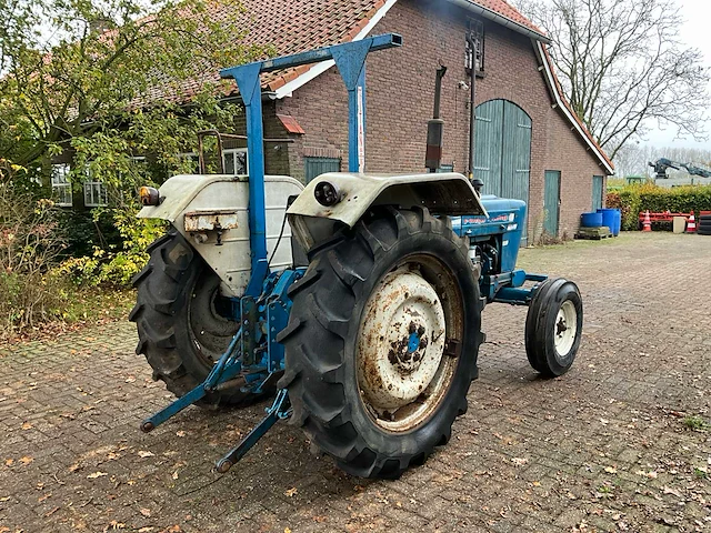 1978 ford 4000 tweewielaangedreven landbouwtractor - afbeelding 23 van  38