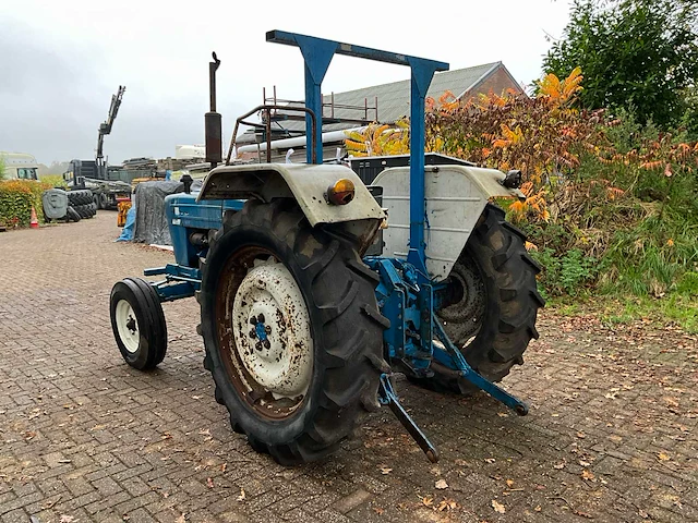 1978 ford 4000 tweewielaangedreven landbouwtractor - afbeelding 33 van  38