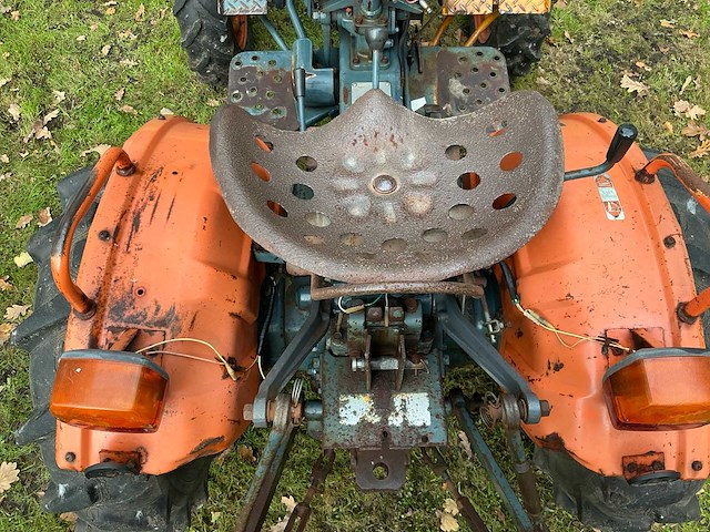 1978 kubota b6100 d oldtimer tractor - afbeelding 7 van  19