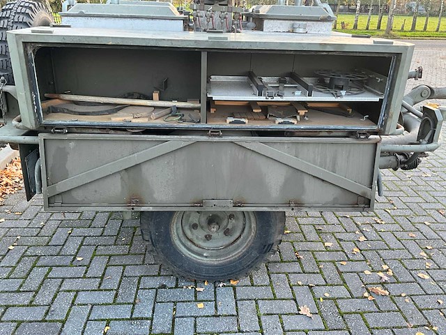 1978 leger veldkeuken - afbeelding 12 van  14