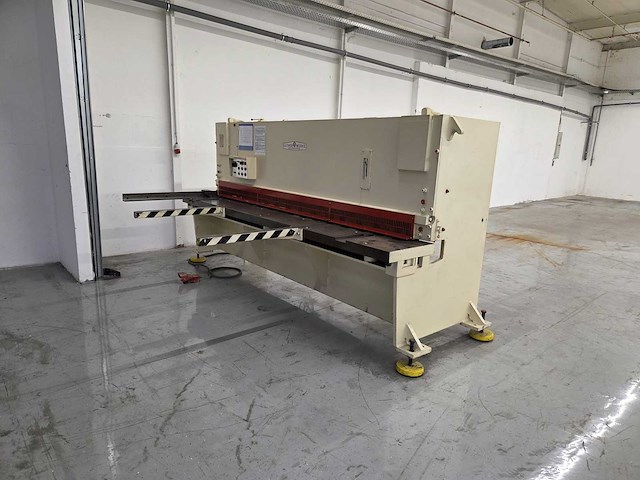 1978 luther werke ts h30 guillotineschaar - afbeelding 1 van  11