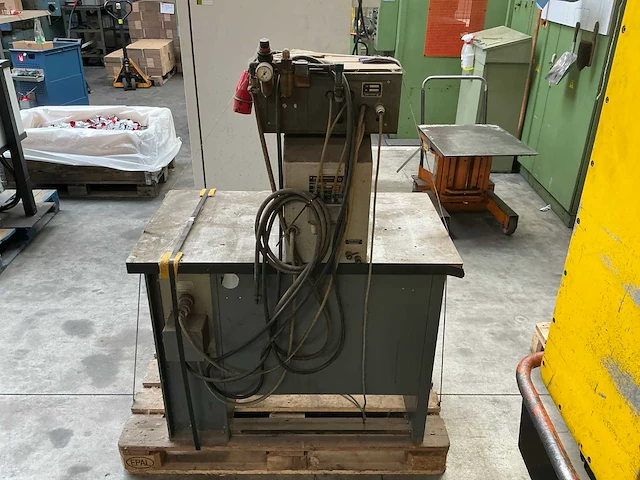 1978 messer griesheim fpa 2 puntlasmachine - afbeelding 11 van  15