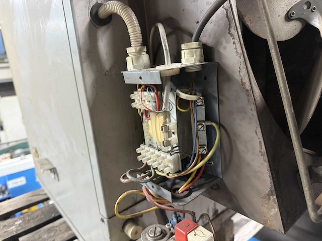 1978 winterwarm uns 35 industriële verwarmingsinstallatie - afbeelding 9 van  10