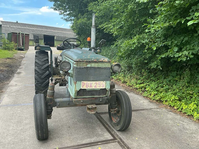 1978 zetor 4712 oldtimer tractor - afbeelding 20 van  26