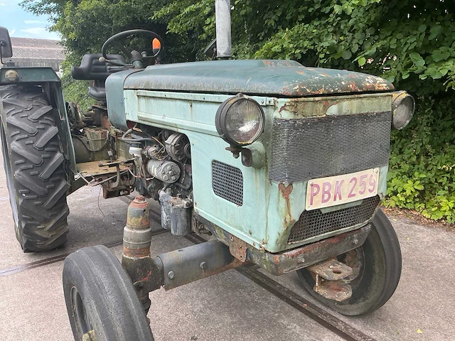 1978 zetor 4712 oldtimer tractor - afbeelding 21 van  26