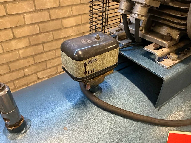 1979 airpress k500-1000 super zuigercompressor - afbeelding 11 van  15
