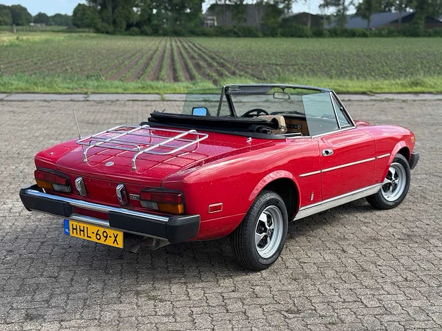 1979 fiat 124 spider 2000 h5 oldtimer - afbeelding 15 van  26