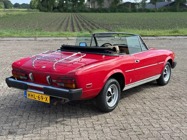 1979 fiat 124 spider 2000 h5 oldtimer - afbeelding 22 van  26