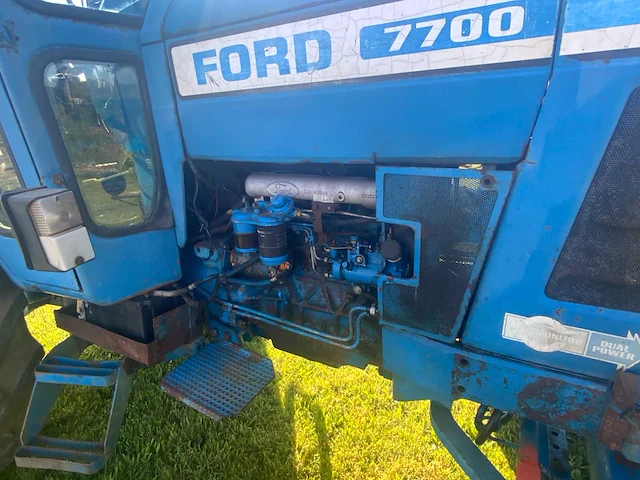 1979 ford 7700 oldtimer tractor - afbeelding 11 van  44