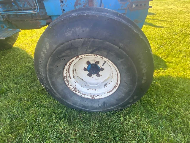 1979 ford 7700 oldtimer tractor - afbeelding 26 van  44
