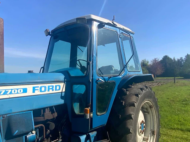 1979 ford 7700 oldtimer tractor - afbeelding 43 van  44