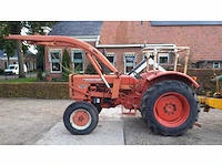 1979 international 624 tweewielaangedreven landbouwtractor - afbeelding 1 van  4