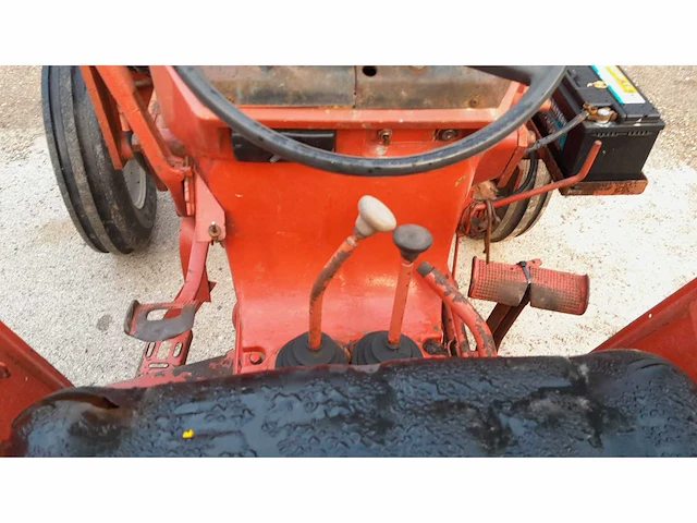 1979 international 624 tweewielaangedreven landbouwtractor - afbeelding 4 van  4