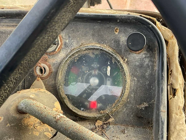 1979 international 844-s tweewielaangedreven landbouwtractor - afbeelding 14 van  26