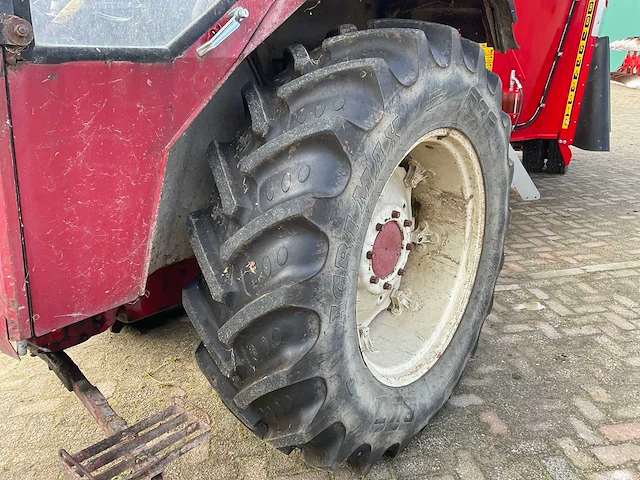 1979 international 844-s tweewielaangedreven landbouwtractor - afbeelding 25 van  26