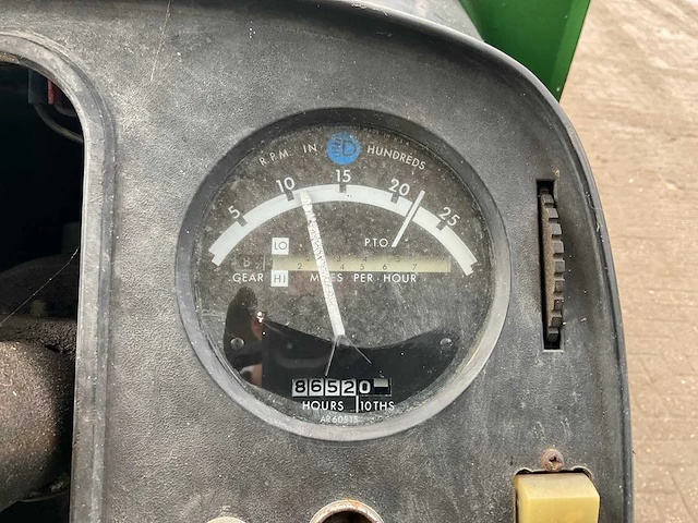 1979 john deere 4040 tweewielaangedreven landbouwtractor - afbeelding 11 van  28