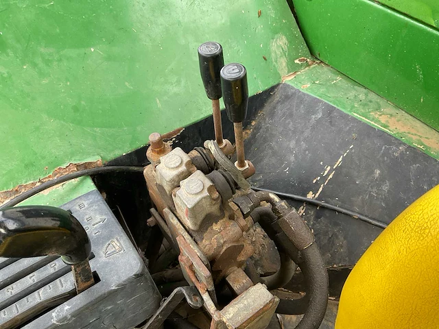 1979 john deere 4040 tweewielaangedreven landbouwtractor - afbeelding 13 van  28