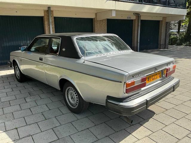 1979 volvo 262c bertone oldtimer - afbeelding 23 van  40