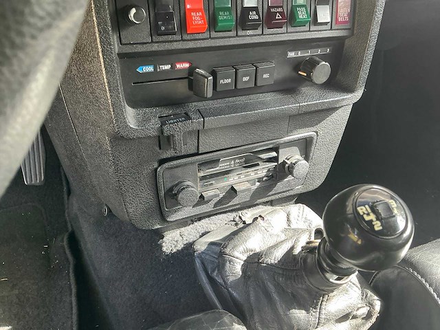 1979 volvo 262c bertone oldtimer - afbeelding 11 van  40