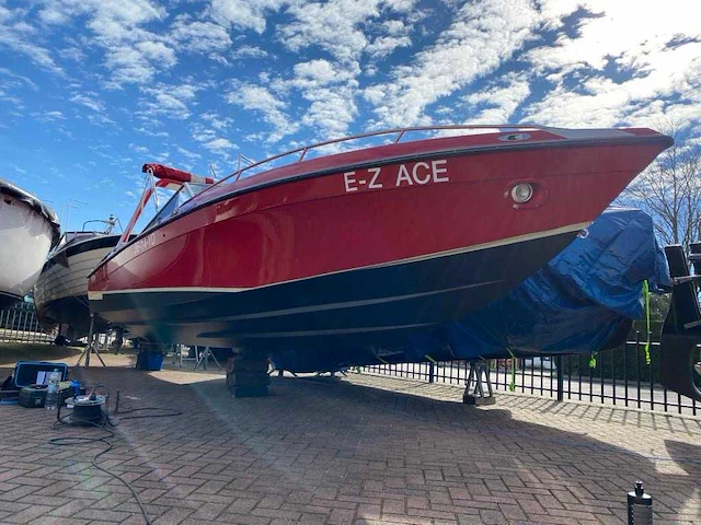 1979 wellcraft powerboat scarab (miami vice) speedboot met boot trailer - afbeelding 17 van  66