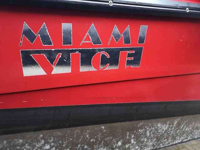 1979 wellcraft powerboat scarab (miami vice) speedboot met boot trailer - afbeelding 19 van  66