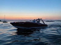 1979 wellcraft powerboat scarab (miami vice) speedboot met boot trailer - afbeelding 12 van  66
