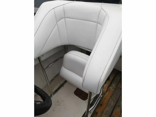 1979 wellcraft powerboat scarab (miami vice) speedboot met boot trailer - afbeelding 28 van  66