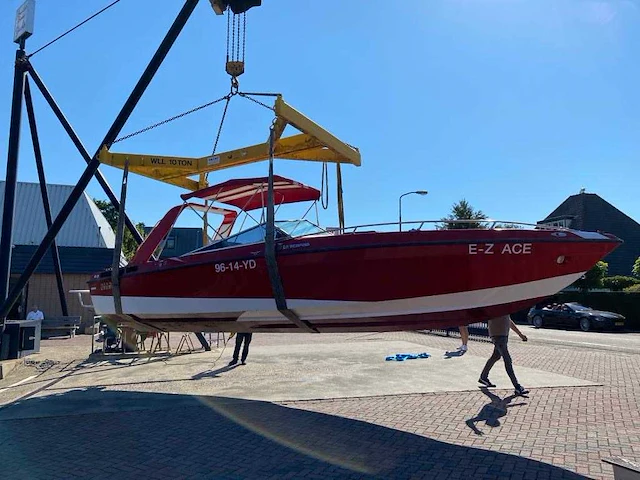 1979 wellcraft powerboat scarab (miami vice) speedboot met boot trailer - afbeelding 65 van  66