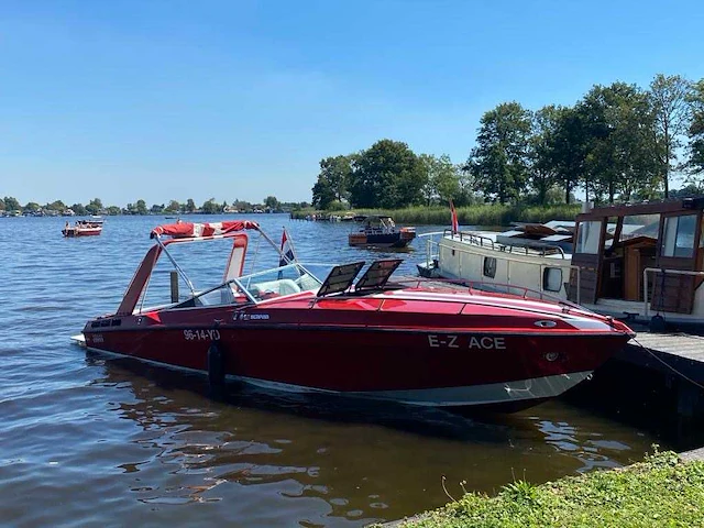 1979 wellcraft powerboat scarab (miami vice) speedboot met boottrailer - afbeelding 9 van  66