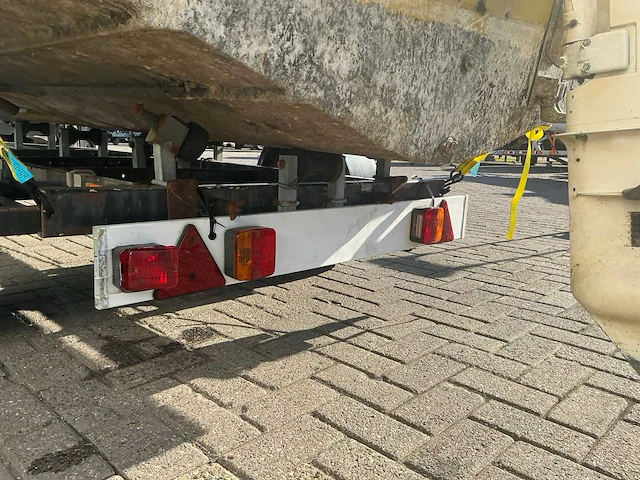 1980 beekman 485 kajuitboot met trailer - afbeelding 16 van  24