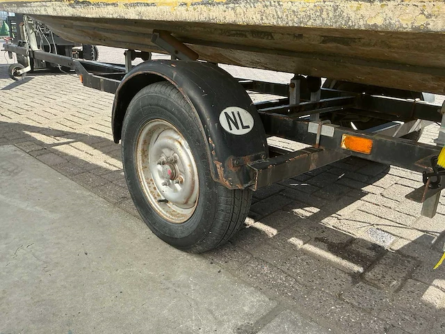 1980 beekman 485 kajuitboot met trailer - afbeelding 17 van  24