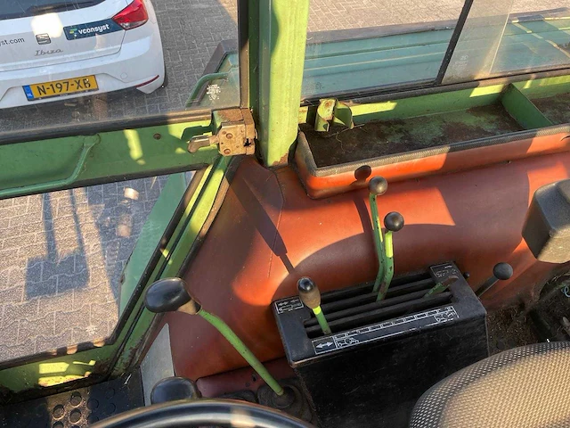 1980 fendt 600lsa vierwielaangedreven landbouwtractoren - afbeelding 9 van  18