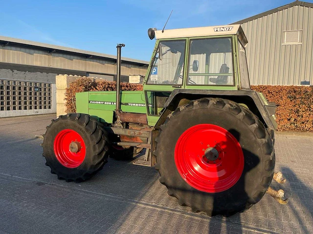 1980 fendt 600lsa vierwielaangedreven landbouwtractoren - afbeelding 13 van  18