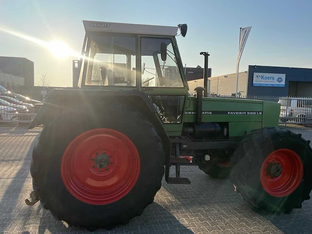 1980 fendt 600lsa vierwielaangedreven landbouwtractoren - afbeelding 16 van  18