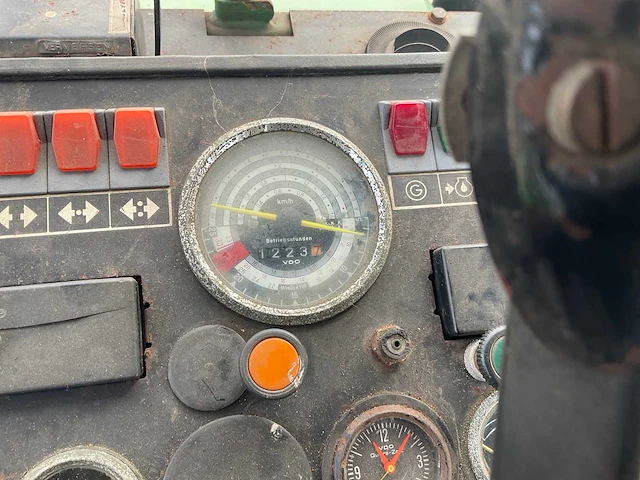 1980 fendt favorit 600 ls oldtimer tractor - afbeelding 7 van  24
