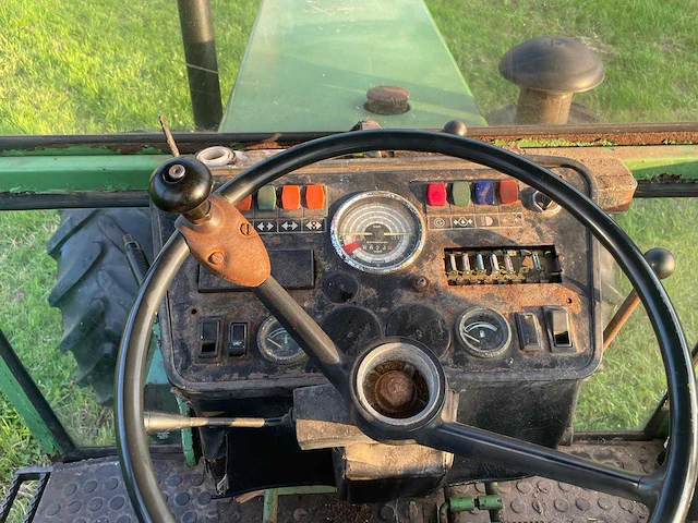 1980 fendt favorit 600 lsa vierwielaangedreven landbouwtractor - afbeelding 4 van  14