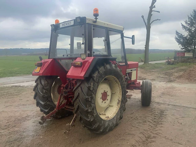 1980 international 844-s tweewielaangedreven landbouwtractor - afbeelding 22 van  25