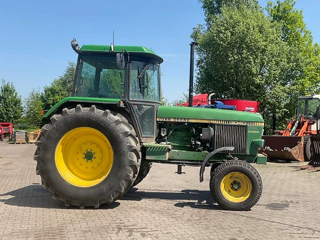 1980 john deere 3040 vierwielaangedreven landbouwtractor - afbeelding 17 van  21