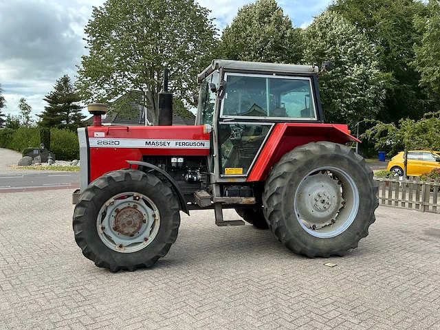 1980 massey ferguson 2620 vierwielaangedreven landbouwtractor - afbeelding 7 van  32