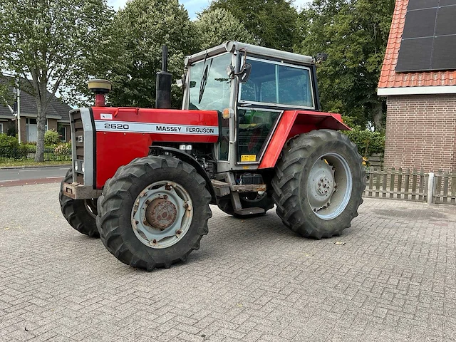 1980 massey ferguson 2620 vierwielaangedreven landbouwtractor - afbeelding 8 van  32