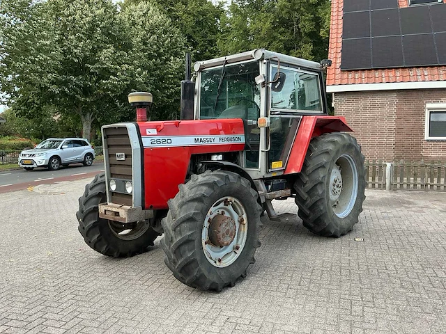1980 massey ferguson 2620 vierwielaangedreven landbouwtractor - afbeelding 1 van  32