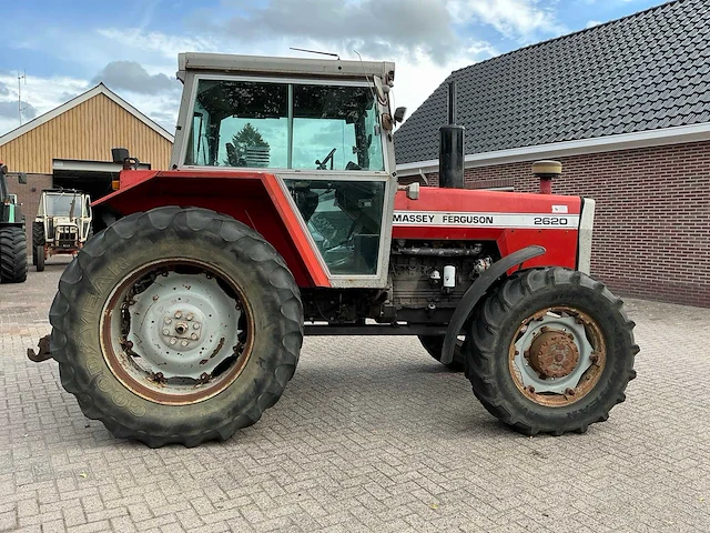 1980 massey ferguson 2620 vierwielaangedreven landbouwtractor - afbeelding 29 van  32