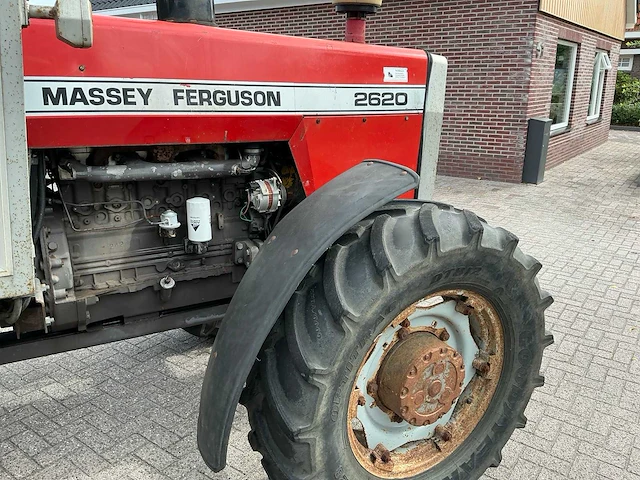 1980 massey ferguson 2620 vierwielaangedreven landbouwtractor - afbeelding 30 van  32